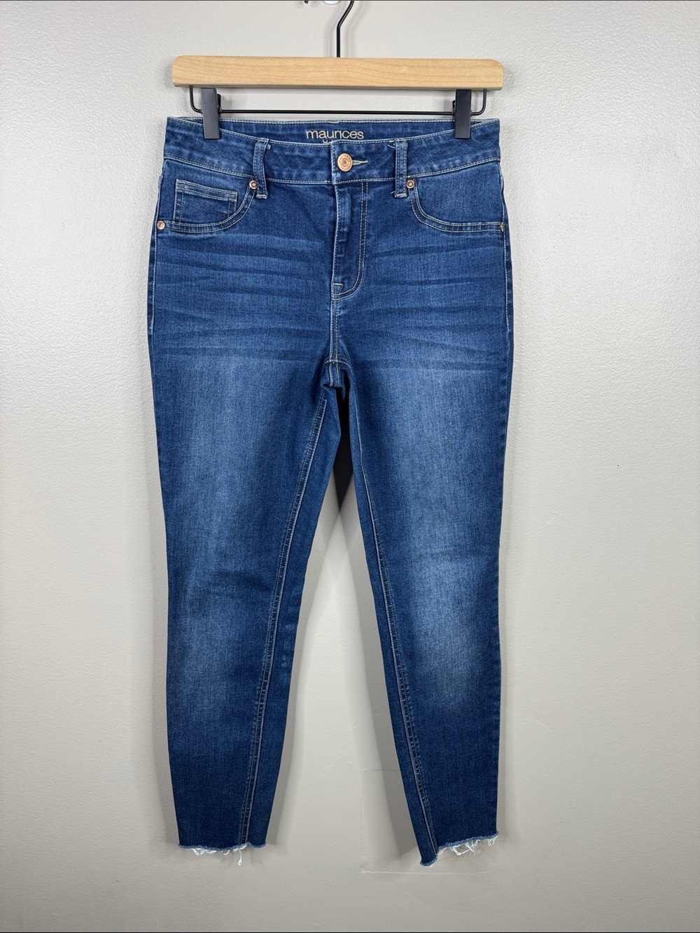 Maurices High Rise Skinny Jeans Medium Wash Frayed Raw Hem Women's Size Small